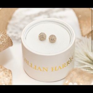Hillberg & Berk -Jillian Harris earnings